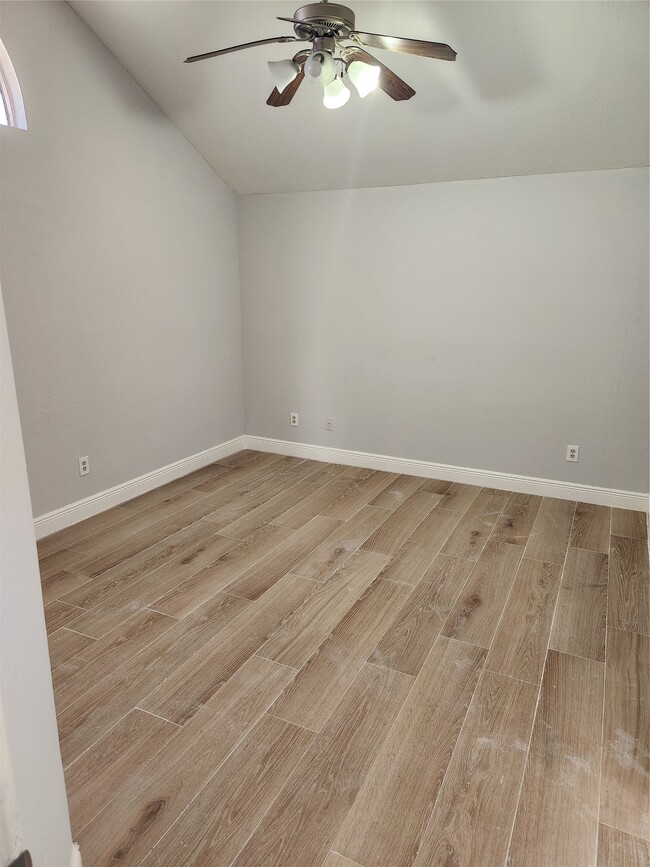 Photo - 9339 Stonecreek Ln