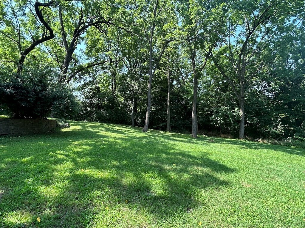 Photo - 1055 Pollard Ave