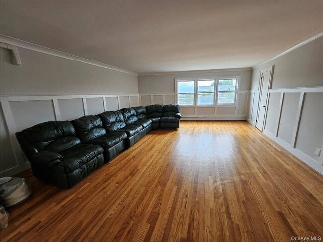 Photo - 357 Hicksville Rd