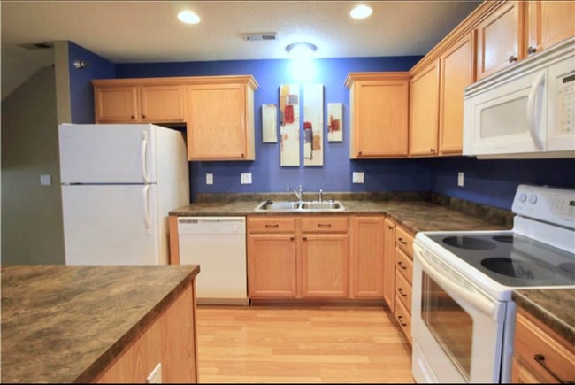 Photo - 2150 NE 18th St