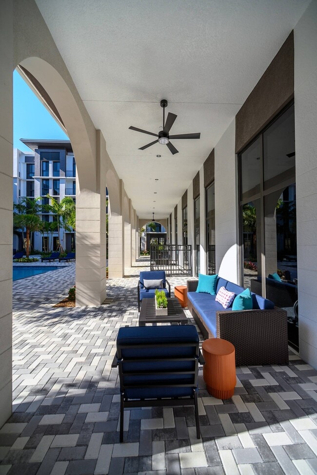 Outdoor Lounge