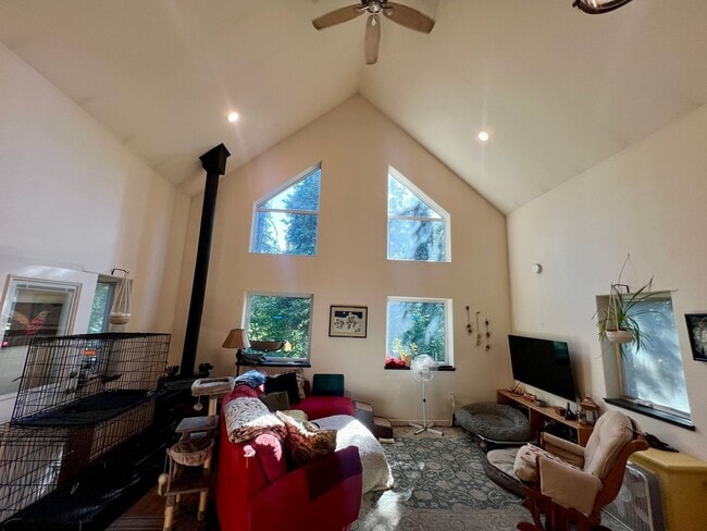 Photo - 2715 Tall Spruce Rd
