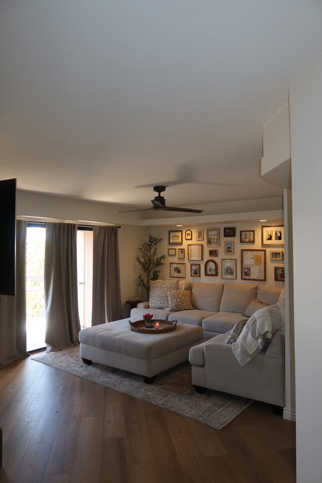 Photo - 4327 N 28th St Unit 208