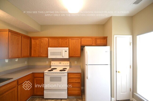 1013 Salmon River Dr