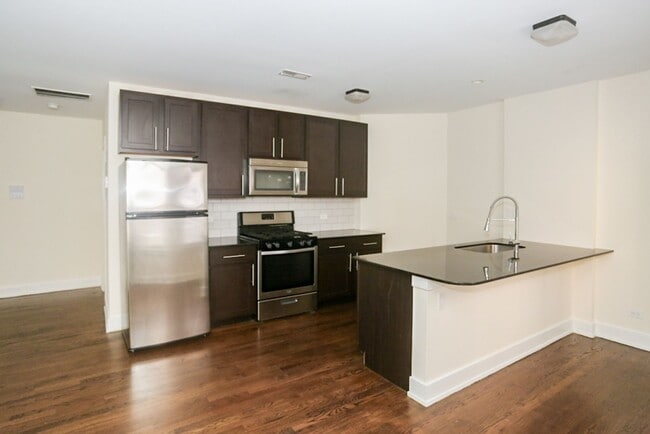 Photo - 5054 N Winchester Ave Unidad 1