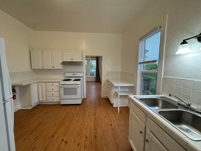 Photo - 2112 California St Unidad 2114 California ST