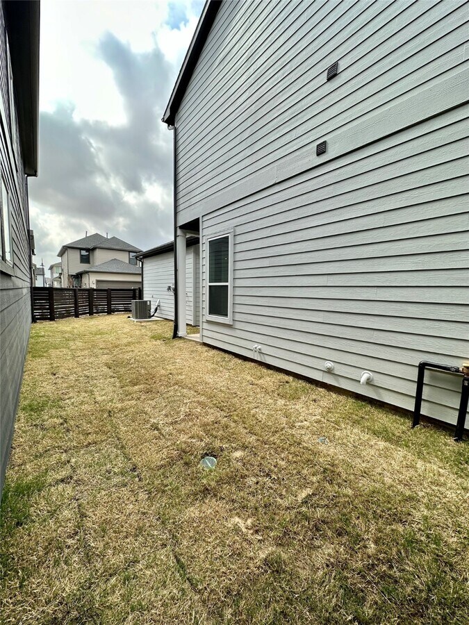 Photo - 18635 Parkland Row Dr