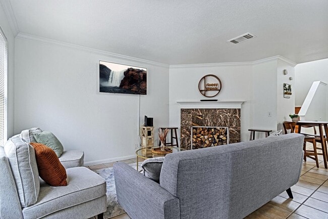 Photo - 8000 Forbsdale Dr