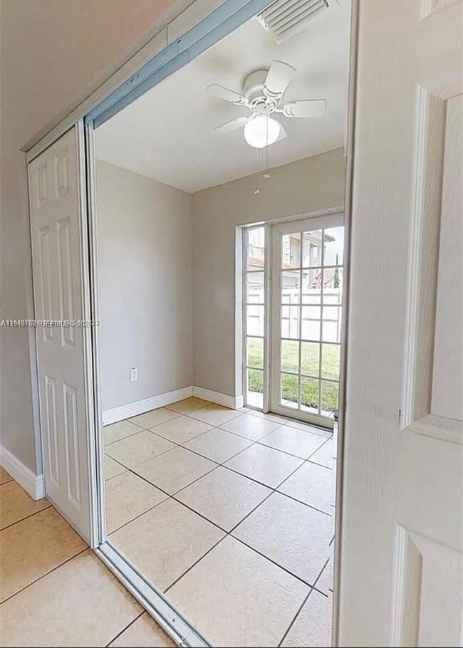 Photo - 14001 Oak Ridge Dr