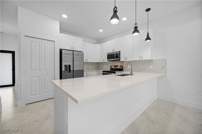 Photo - 2400 Wanda Ave N