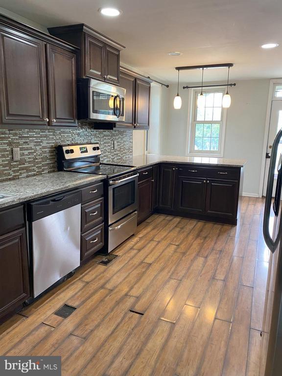 Photo - 7097 Union Deposit Rd