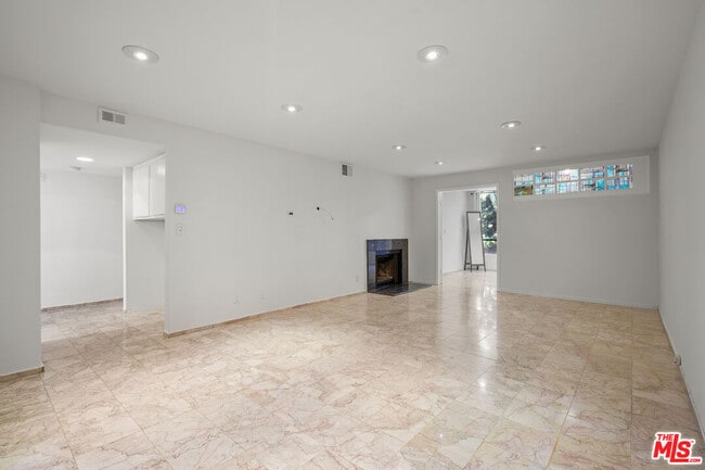 Photo - 1900 Vine St Unit 212