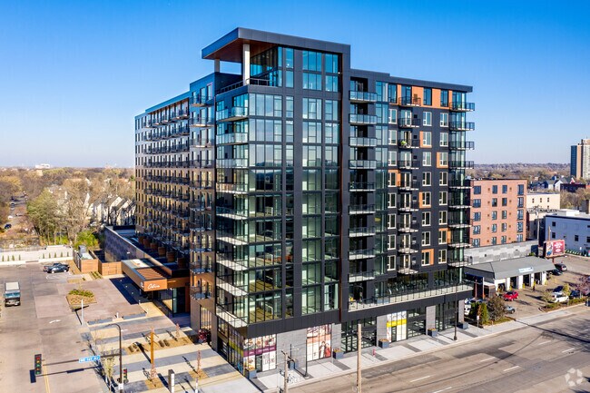 Building Photo - Odin
