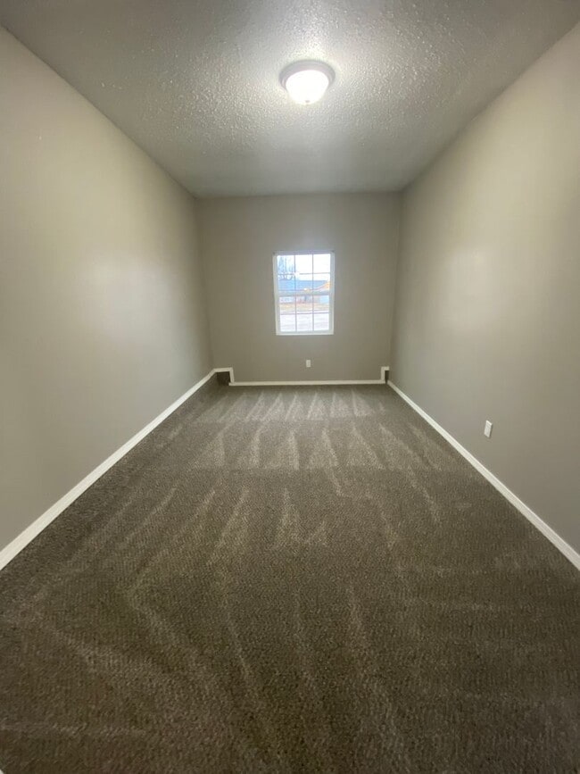 Photo - Cute 4 Bedroom Home