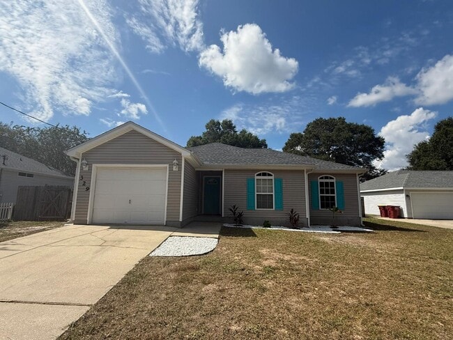 Photo - 329 Strawbridge Dr
