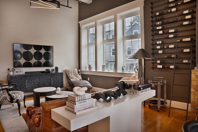 Photo - 11 S Mason St Unidad 2