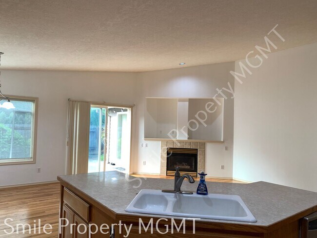 Photo - single house