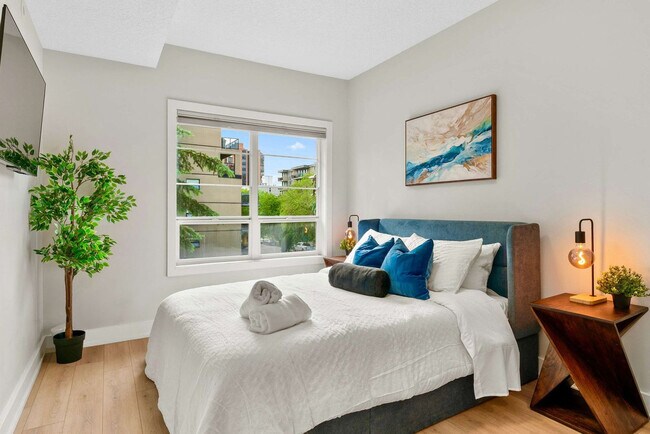 Photo - 1235-1213 13 Ave SW Unit ID1303229P