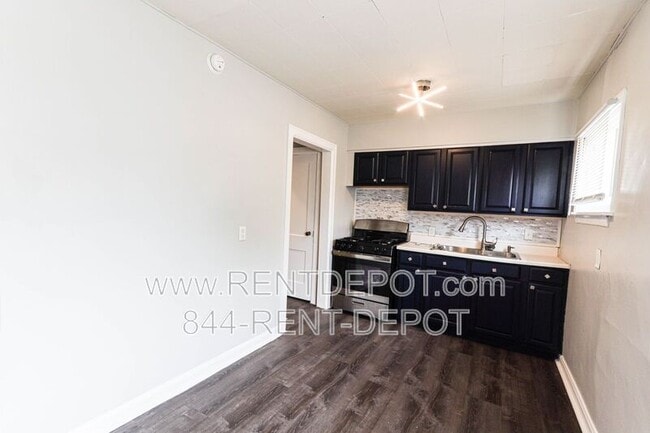 Photo - 2501 N Evans Ave Unit A