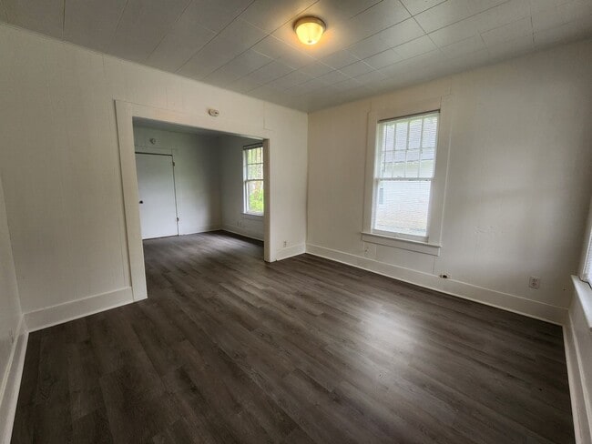 Photo - 4285 Chaison Ave