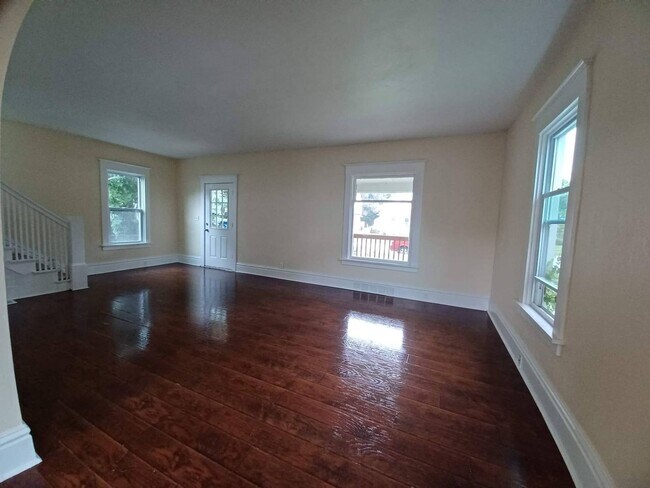 Photo - Home for Rent Northwest Rockford