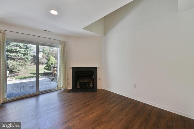 Photo - 2205 Ash Grove Rd