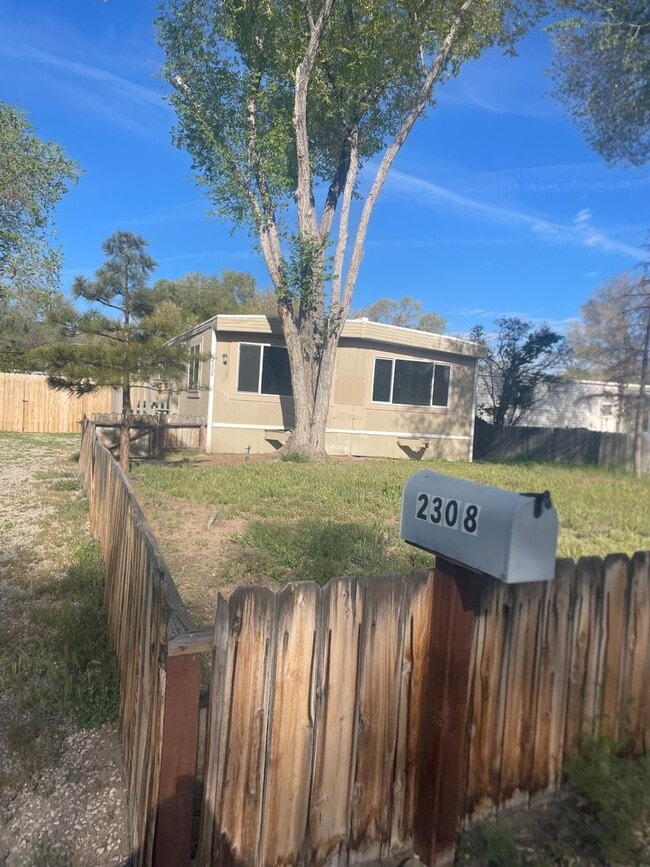 Building Photo - 2308 Airport Rd