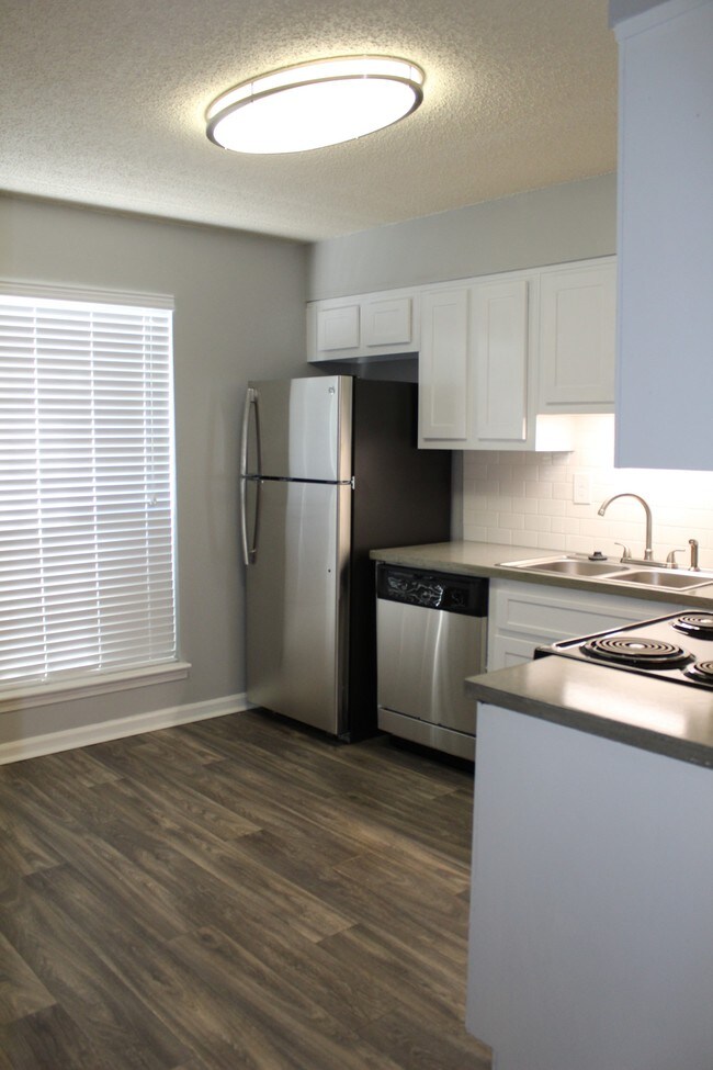 Photo - Killian Hill