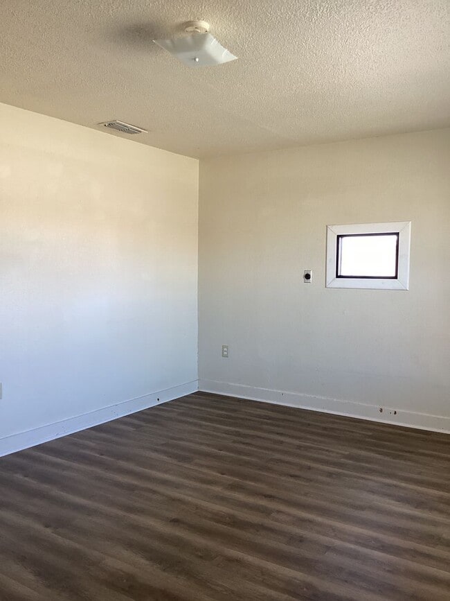 Photo - Charming 2 Bed 1 Bath Home Located in Port...