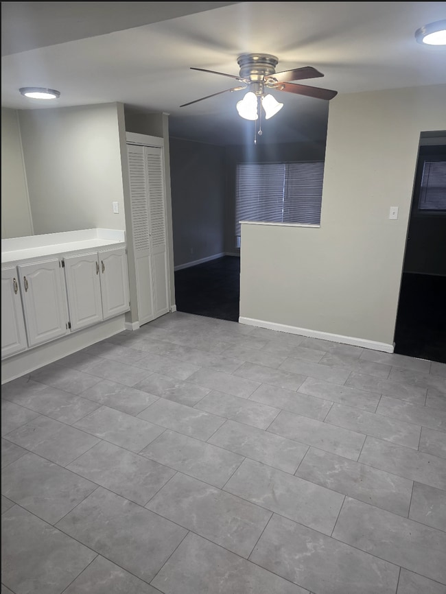 Photo - 336 Lanark Rd