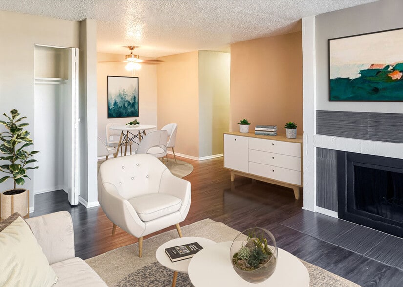 Living & Dining Room