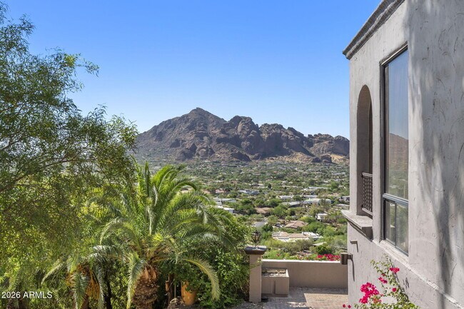 Photo - 6900 N Highlands Dr