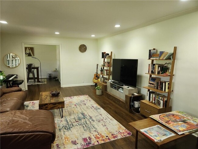 Photo - 2364 Clairmont Rd