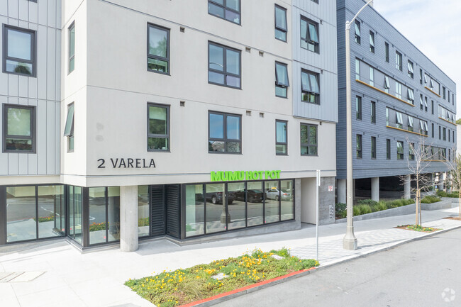 entrance - Manzanita Square Apartments