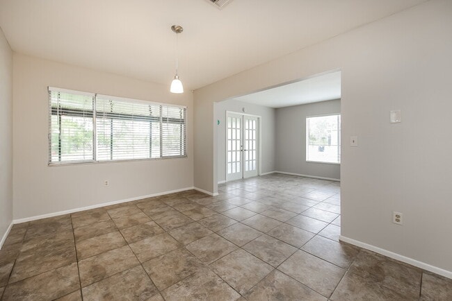 Photo - 2386 Vestridge St
