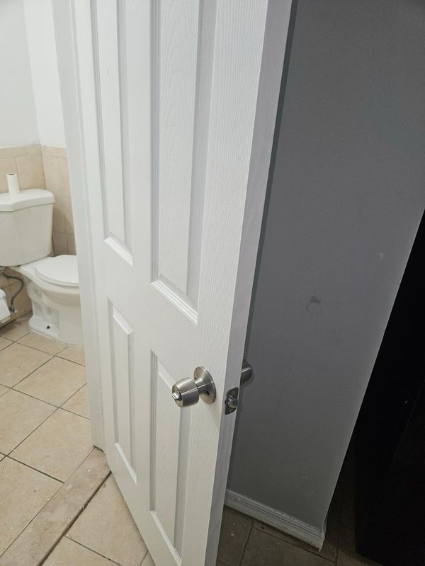 Photo - 1119 E 214th St