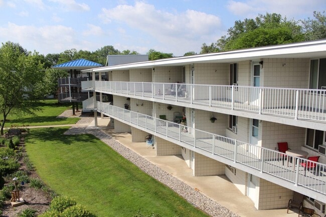 Photo - Cleveland Manor