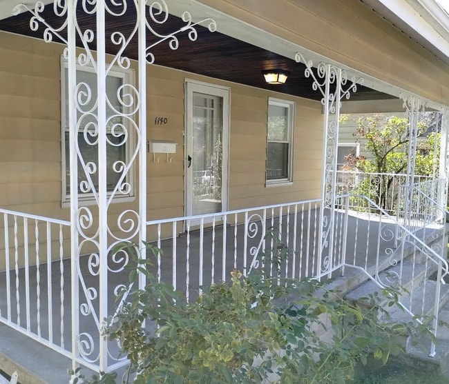 Photo - 1140 E Dayton St