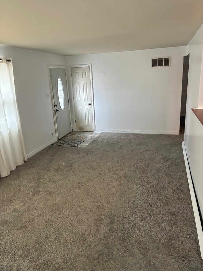 Photo - 1421 W Tate St