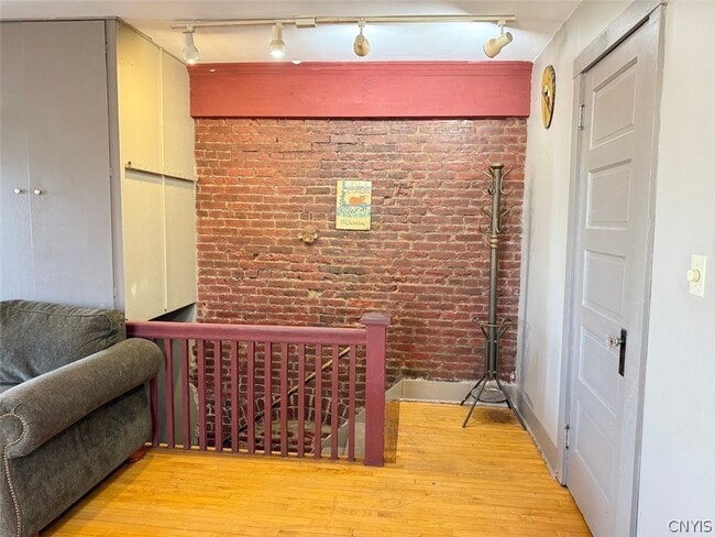 Photo - 1 S Jefferson St Unit 2