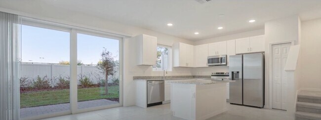 Photo - 4344 Sailplane Ct