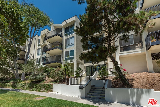 Photo - 1340 S Beverly Glen Blvd Unit 107