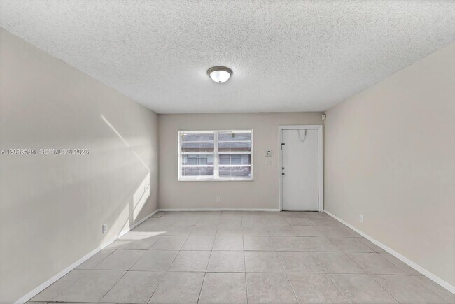 Photo - 2610 Riverland Dr Unit A