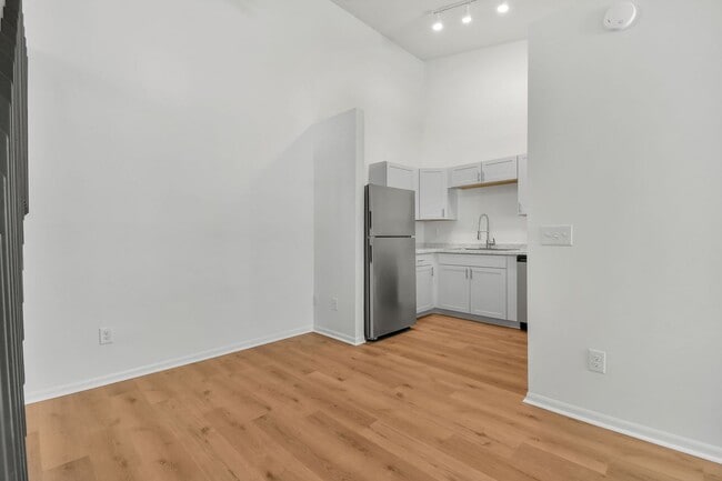 Photo - Coventry Apartments