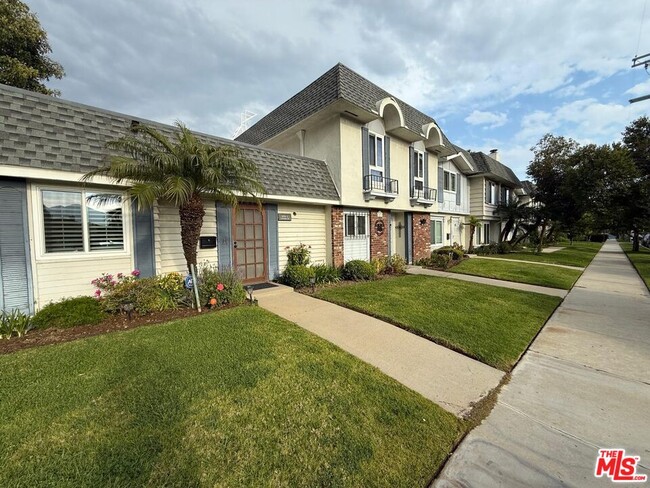 Photo - 10234 Oklahoma Ave Townhome