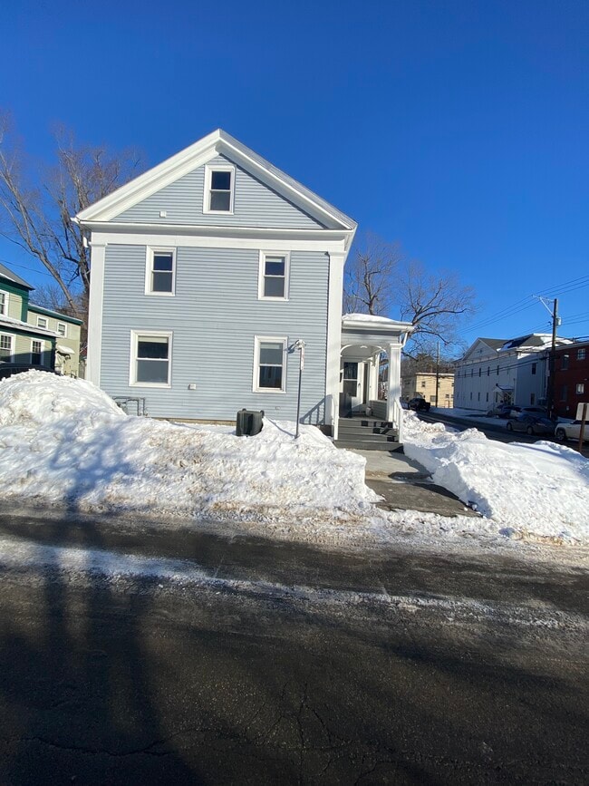 Photo - 15 Weston St