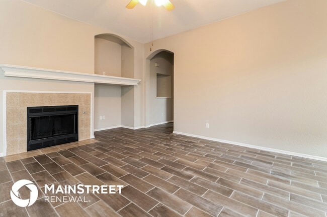 Photo - 1125 Oak Creek Dr