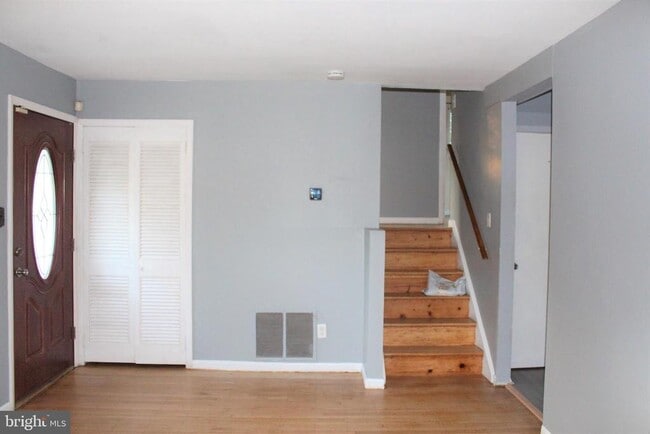 Photo - 413 Dickinson Rd