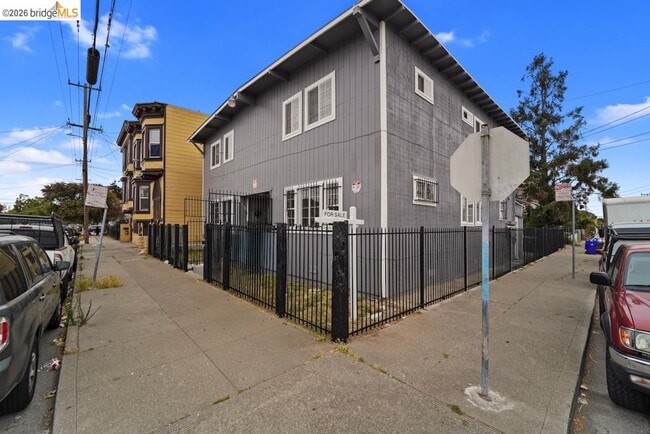 Photo - 400 Bissell Ave Unit 400