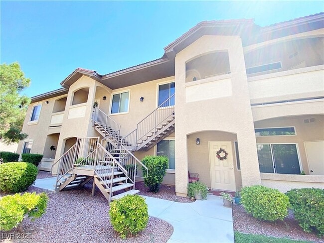 Building Photo - 3481 Desert Cliff St Unit 203